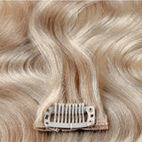 Clips Ondulés Méchés - Blond Méché Platine - 46 Cm - 85 Gr